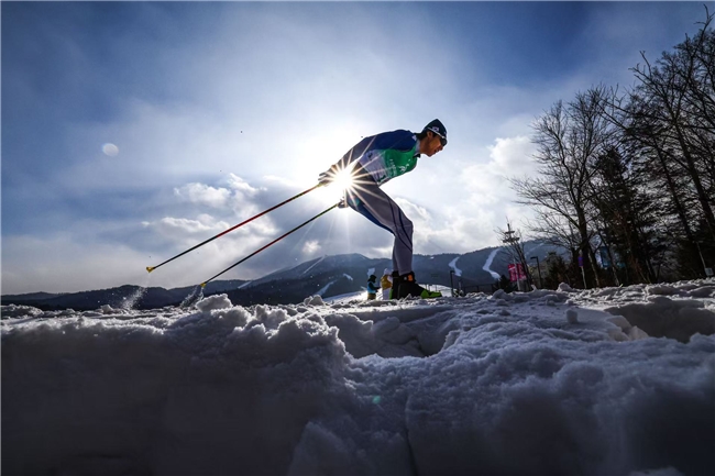 �콢����Ϻ�������ʵ���������Ƕ����������ߵ�רҵӰ������