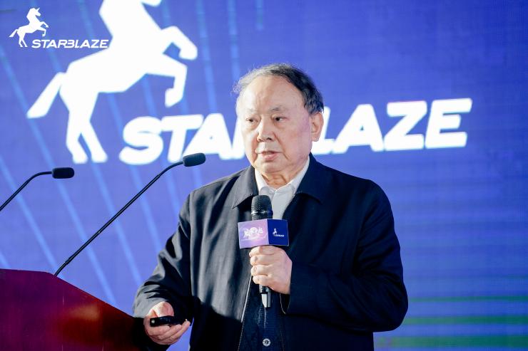 �����߶���ҵ��SSD����оƬ������֧��PCIe 4.0�����һ��ܹ�