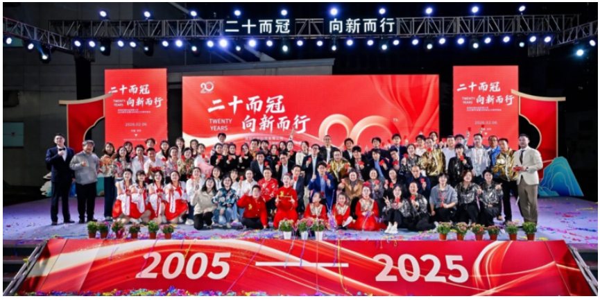 �����ʮ�أ����ڴ���Ƽ����ж�ʮ������䣬չʾǰ�ػ����˼���